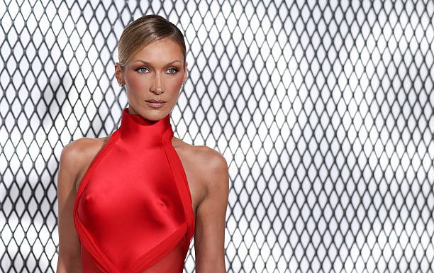 Bella Hadid Stuns in Red at FX’s The Beauty New York Premiere 6 Bella Hadid Stuns in Red at FX’s The Beauty New York Premiere 5