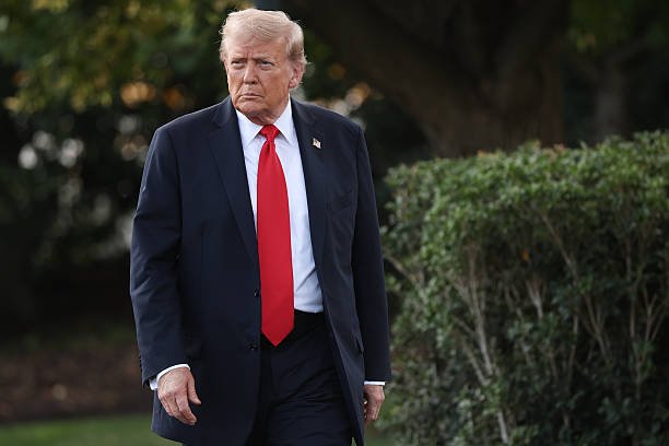 Donald Trump Signs New Executive Order Live: Breaking Down the Moment and What It Could Mean 4 Donald Trump Signs New Executive Order Live: Breaking Down the Moment and What It Could Mean 3