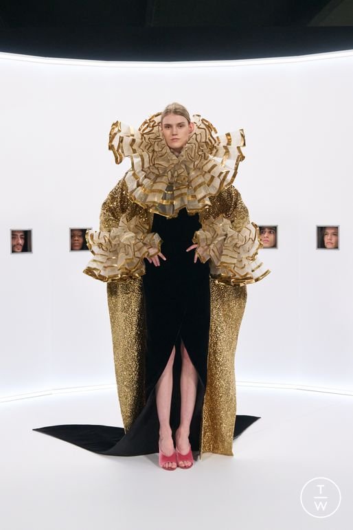 30 Paris Couture SS26 Looks Inspired by the Met Gala 2026 “Fashion Is Art” Theme 21