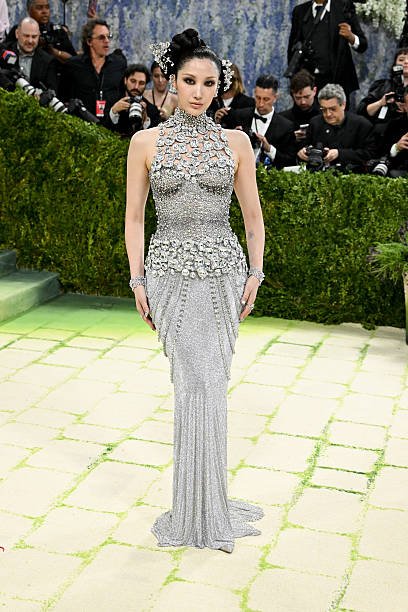 EJAE Rocks 2026 Met Gala in a Masterful Swarovski Creation 44 EJAE Rocks 2026 Met Gala in a Masterful Swarovski Creation