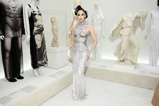 EJAE Rocks 2026 Met Gala in a Masterful Swarovski Creation 5