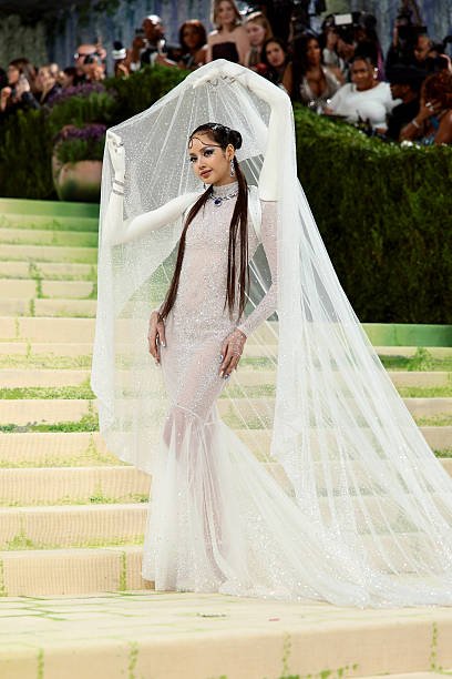 Lisa Stuns in Robert Wun at the 2026 Met Gala Event 47 Lisa Stuns in Robert Wun at the 2026 Met Gala Event