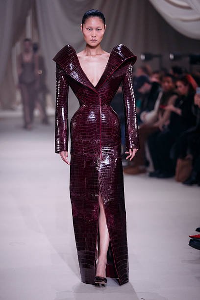 30 Paris Couture SS26 Looks Inspired by the Met Gala 2026 “Fashion Is Art” Theme 47