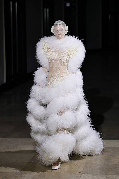 30 Paris Couture SS26 Looks Inspired by the Met Gala 2026 “Fashion Is Art” Theme 55