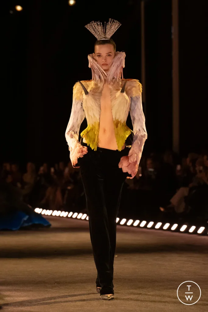 30 Paris Couture SS26 Looks Inspired by the Met Gala 2026 “Fashion Is Art” Theme 1