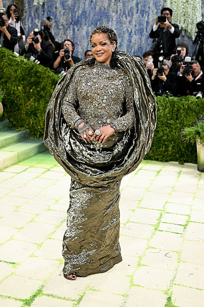 Met Gala 2026: Rihanna’s Stunning Transformation in Margiela