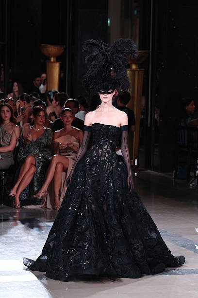 Elie Saab 56 124aac04 8950 4a55 935a d211e6933b0a
