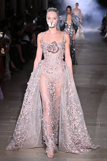 Zuhair Murad 2 4e4ae632 a208 4606 8b52 a24a0251e564