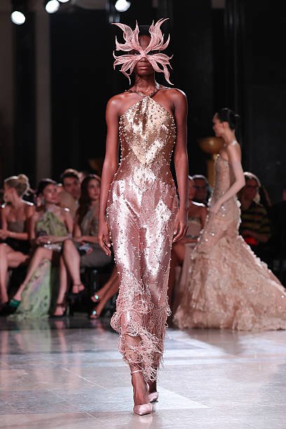 Elie Saab 27 5de4321e 1299 4adf b5f2 4bfc42e90d5f