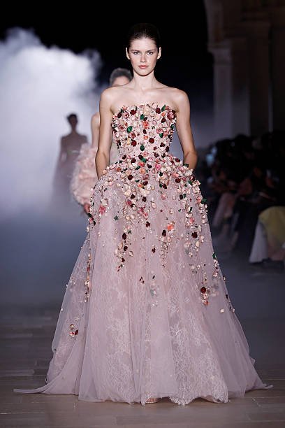 Zuhair Murad 43 8a171dbf 3711 48b3 9ec3 05e4487b9901