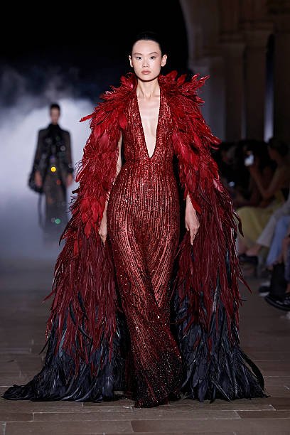 Zuhair Murad 28 8b211cb7 59a5 417a ac96 ae23e76ab773
