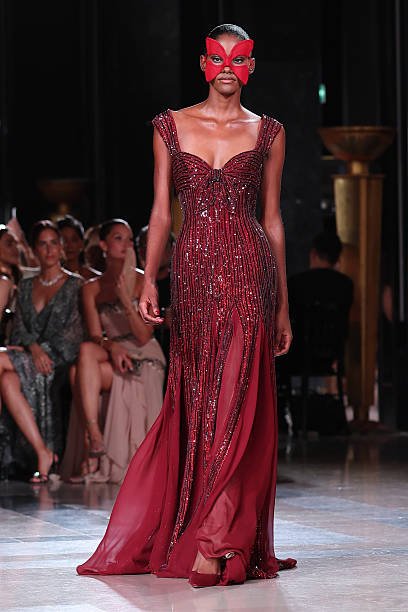 Elie Saab 16 be856730 c90e 4acf a9e2 056da782034f