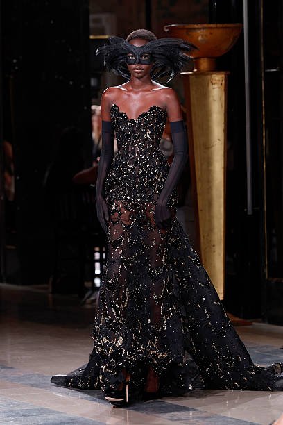 Elie Saab 54 f2edb7be 1d9c 402b afa5 507fa8ca91ce