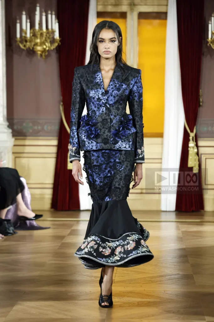 ArdAzAei 20 Model on the runway at the Ardazaei fashion show in Paris, Fall Winter 2026 Couture Fashion Week, Runway Look #020