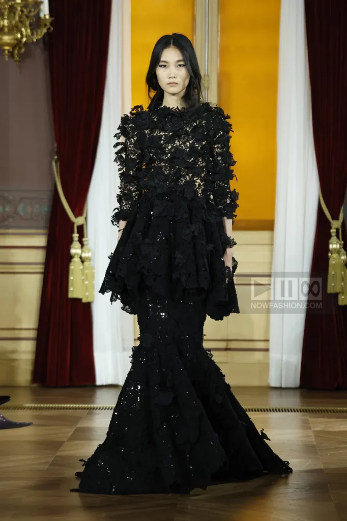 ArdAzAei 25 Model on the runway at the Ardazaei fashion show in Paris, Fall Winter 2026 Couture Fashion Week, Runway Look #025