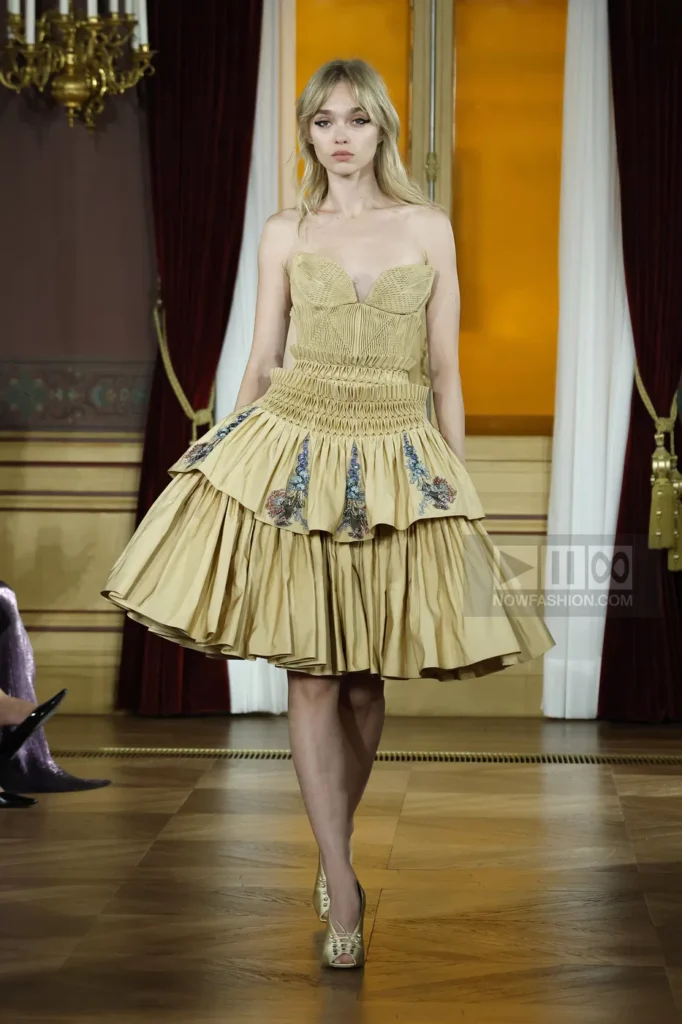 ArdAzAei 7 Model on the runway at the Ardazaei fashion show in Paris, Fall Winter 2026 Couture Fashion Week, Runway Look #007