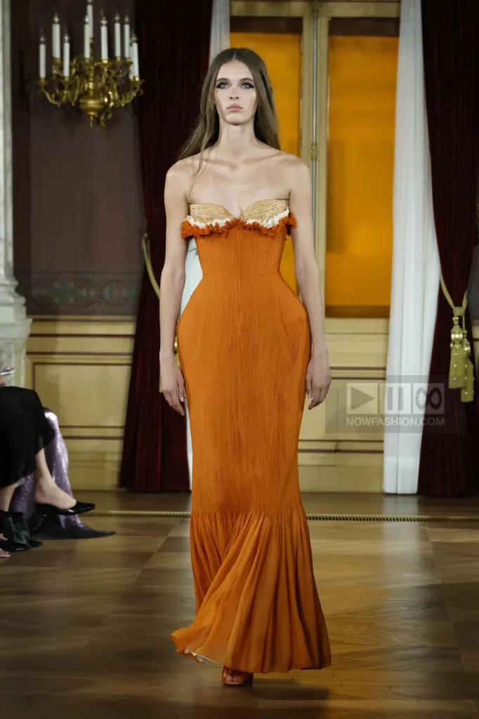 ArdAzAei 10 Model on the runway at the Ardazaei fashion show in Paris, Fall Winter 2026 Couture Fashion Week, Runway Look #010
