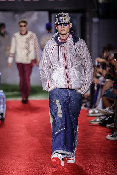 Menswear Trend Spring/Summer 2027: Transparent Fashion Takes Center Stage 11