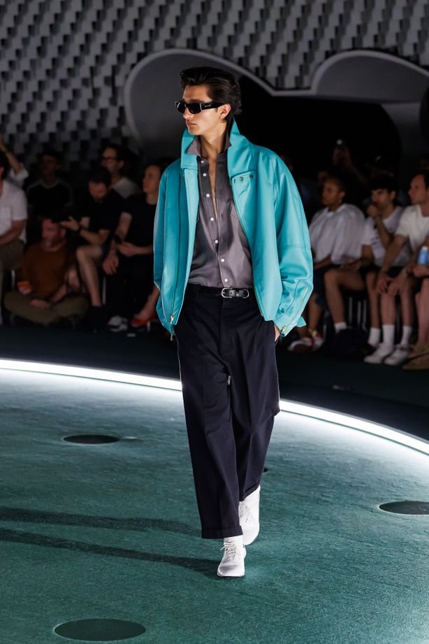 Menswear Trend Spring/Summer 2027: Casual Tailoring Redefines Modern Dressing 14 Menswear Trend Spring/Summer 2027: Casual Tailoring Redefines Modern Dressing 13