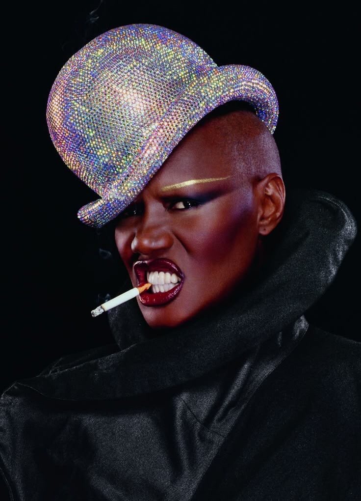 Grace Jones: The Revolutionary Fashion Icon Who Redefined Style, Beauty and Power img 3412 1 8