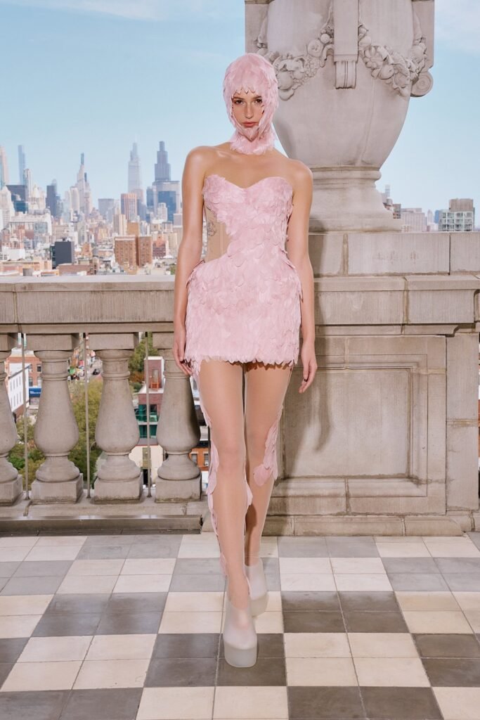 TTSWTRS 3 TTSWTRS Spring 2027 Ready-to-Wear: Welcome to Wonderland