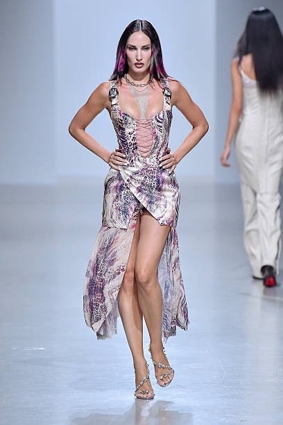 Weinsanto 5 Weinsanto Spring 2027 Ready-to-Wear: Victor Brunstein Brings Fashion to Life