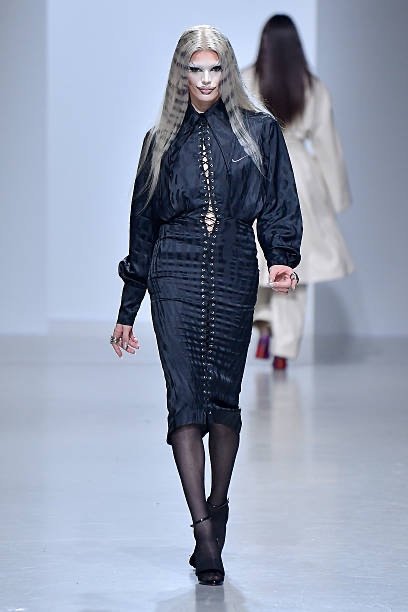 Weinsanto 12 Weinsanto Spring 2027 Ready-to-Wear: Victor Brunstein Brings Fashion to Life