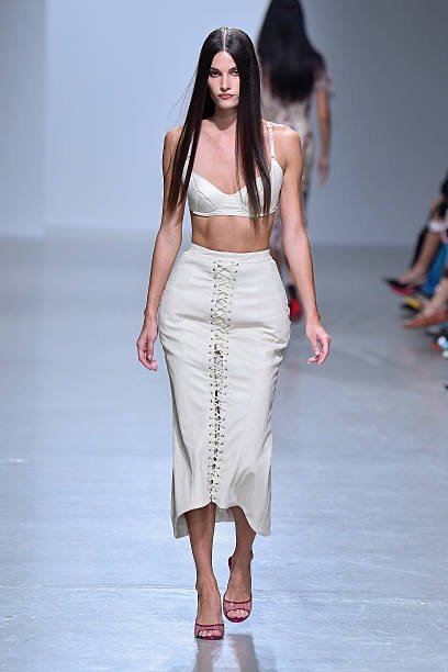 Weinsanto 15 Weinsanto Spring 2027 Ready-to-Wear: Victor Brunstein Brings Fashion to Life