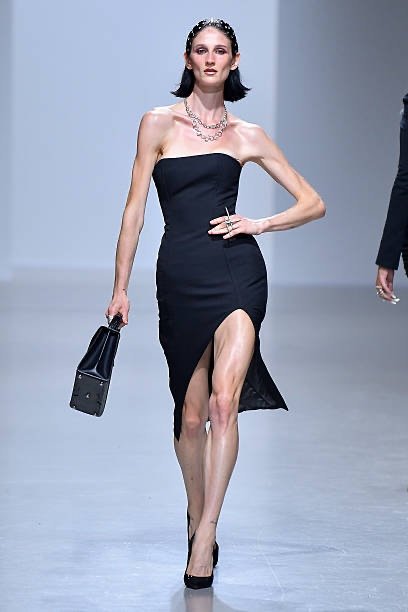 Weinsanto 18 Weinsanto Spring 2027 Ready-to-Wear: Victor Brunstein Brings Fashion to Life