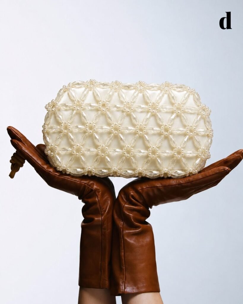 Atelier Emine: The Knots That Came From the Sea