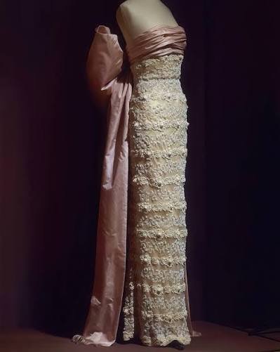 Kim Kardashian Stuns in Breathtaking Vintage Balenciaga From 1951 at the Academy Museum Gala, Styled by Law Roach 6 Balenciaga 1951