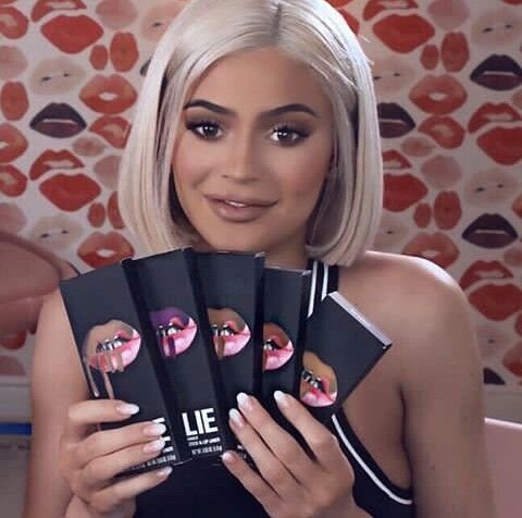 Kylie Jenner: Beauty Empire, Career and Influence Kylie jenner 5 3