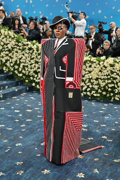 Janelle Monáe’s BOLD 2025 Met Gala Look: A Dandy Revolution in Black Tailoring