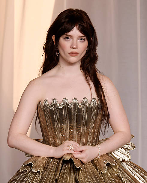 Sophie Thatcher Stuns in Sculptural Gold Louis Vuitton at the 6th Annual Academy Museum Gala