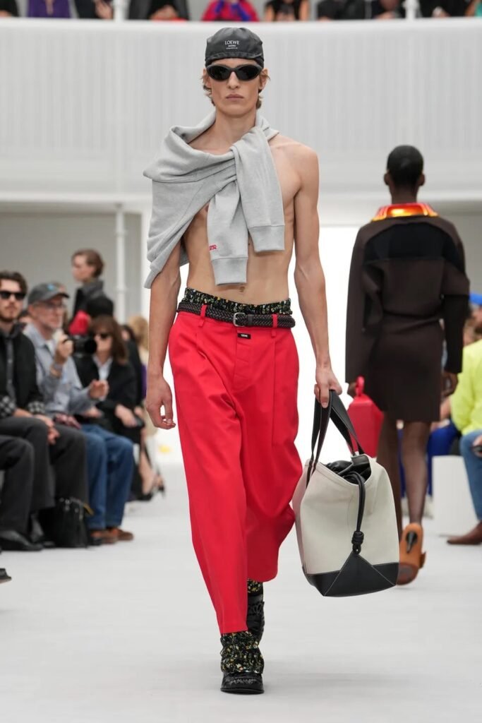 LOEWE 17 LOEWE img 5277 14