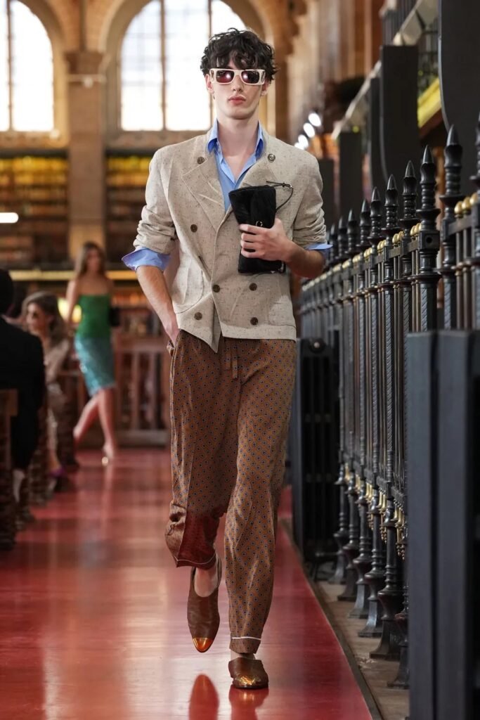 Valentino img 6215 1 25