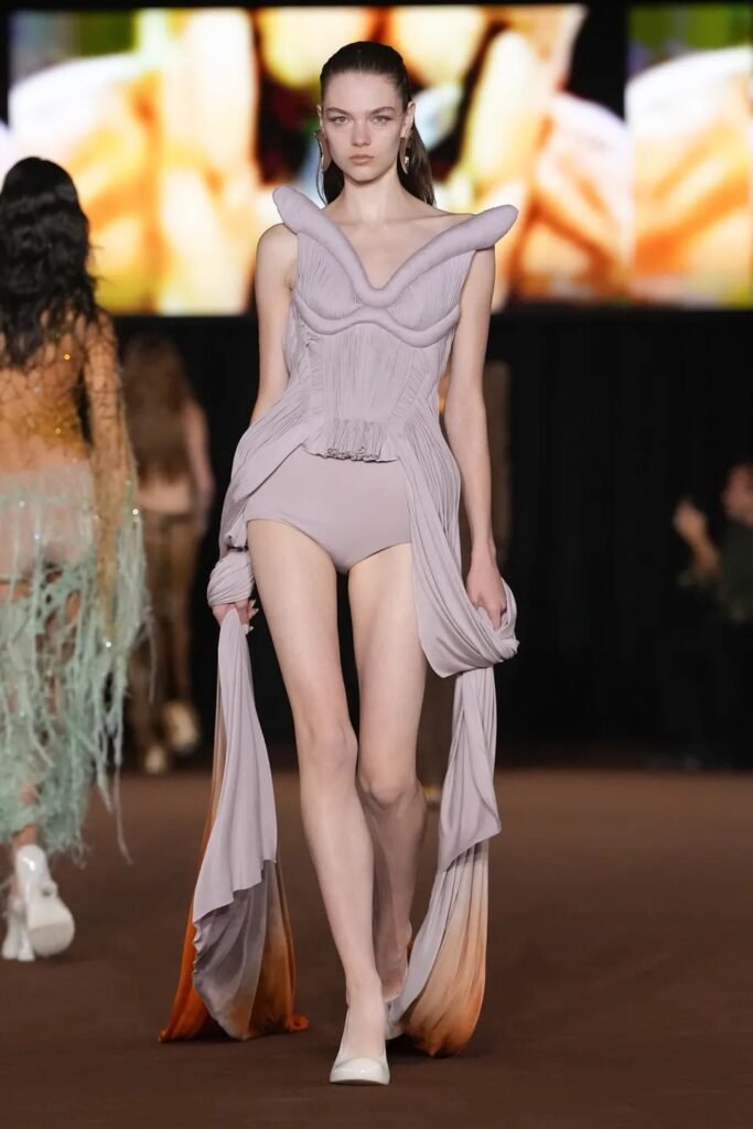 Mugler img 6289 1 19