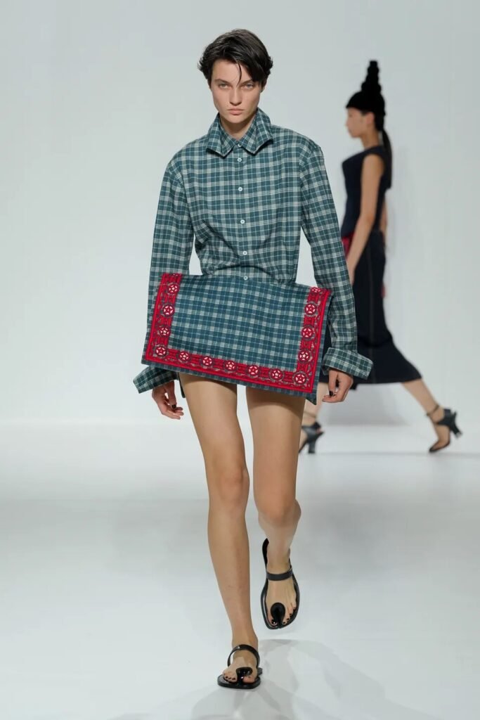 Jean Paul Gaultier img 6351 37
