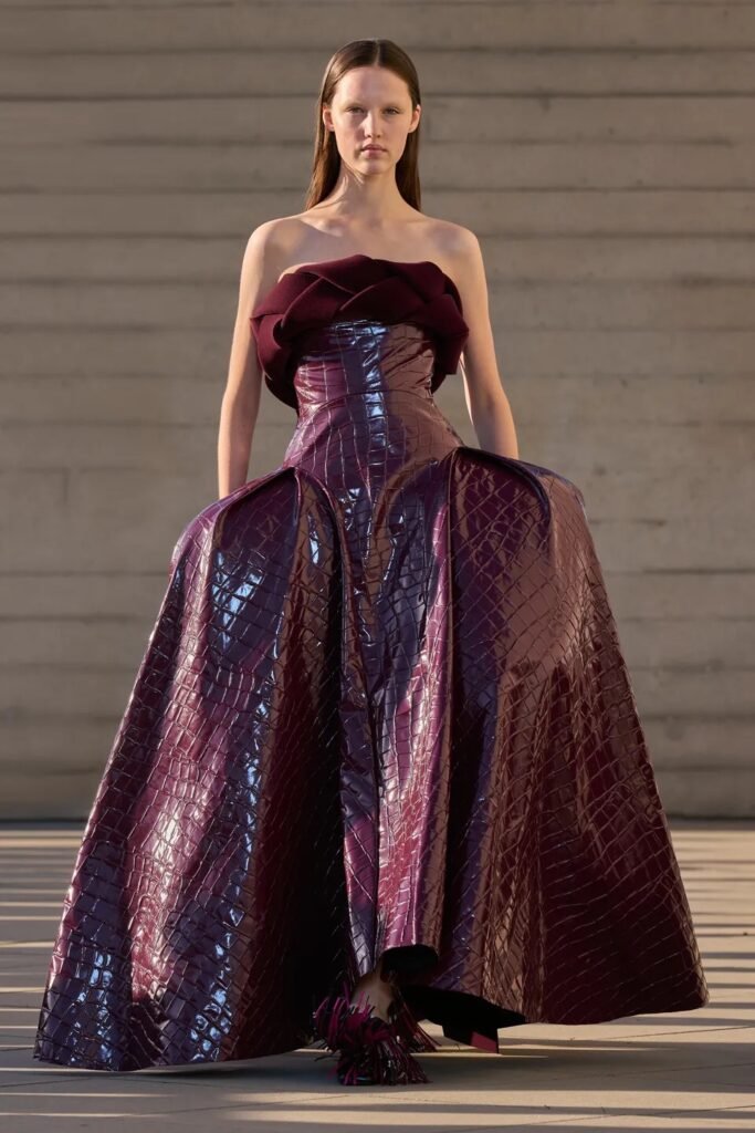 Roksanda Ilinčić returned to the London Fashion Week calendar for Spring 2027 with another expression of the design language that has made her eponymous label 