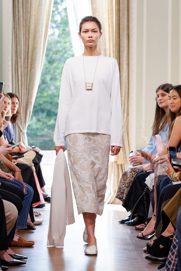 Spring 2027 Womenswear Fashion Trend: The Pencil Skirt Gets a Bold New Makeover